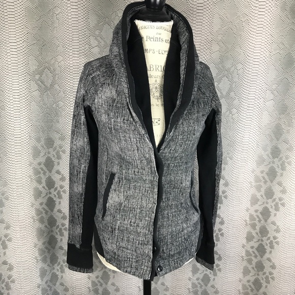 Lululemon heather grey button up thick sweater - Picture 2 of 8